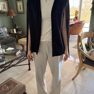 Sofia Cashmere Black and Gray Women's Joggers